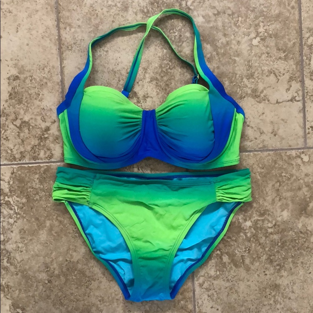 Bleu- Rod Beattie gorgeous full bottom swim suit